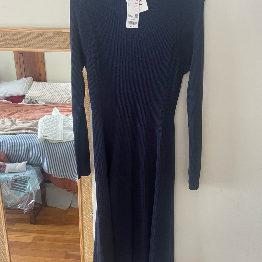 Uniqlo Merino Blend ribbed dress in Navy